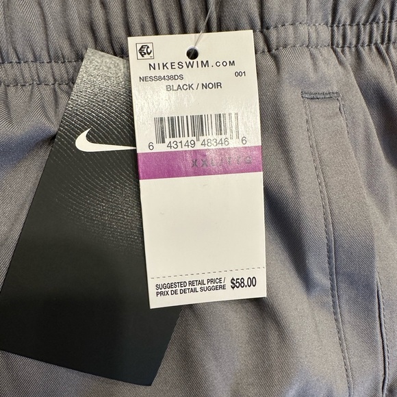 NWT🩳NIKE MENS BLACK AND GRAY XXL SWIM TRUNKS WITH TWO SIDE POCKETS AND LINING - Picture 4 of 9